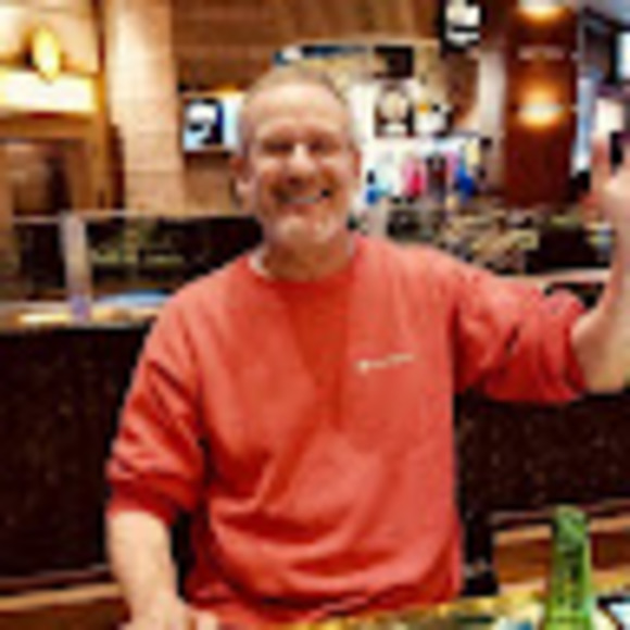 Profile Picture of Michael Larsen (@larsmaster181) on Poshmark