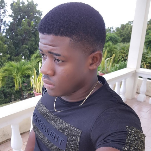 Profile Picture of Orlando Dasent (@orlandodasent) on Poshmark