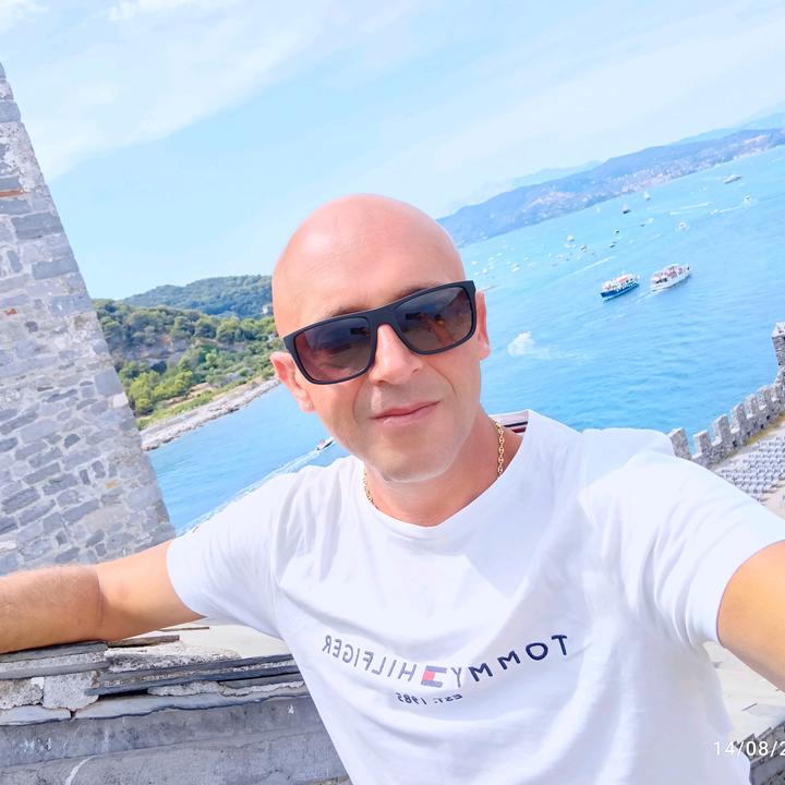 Profile Picture of Andrea Di Nuzzo907 (@andreadinuzzo81) on Tiktok
