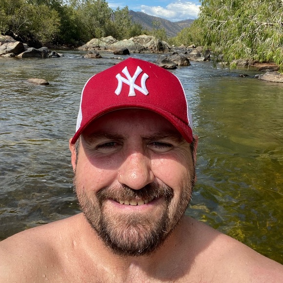 Profile Picture of Jason Betts (@23jbetts) on Poshmark