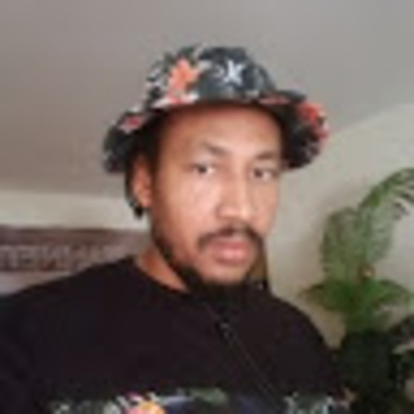 Profile Picture of Wilbert Pierre (@wilbertpierre) on Poshmark