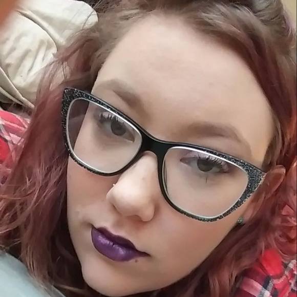 Profile Picture of Michaela Dunning (@michaeladunning) on Poshmark