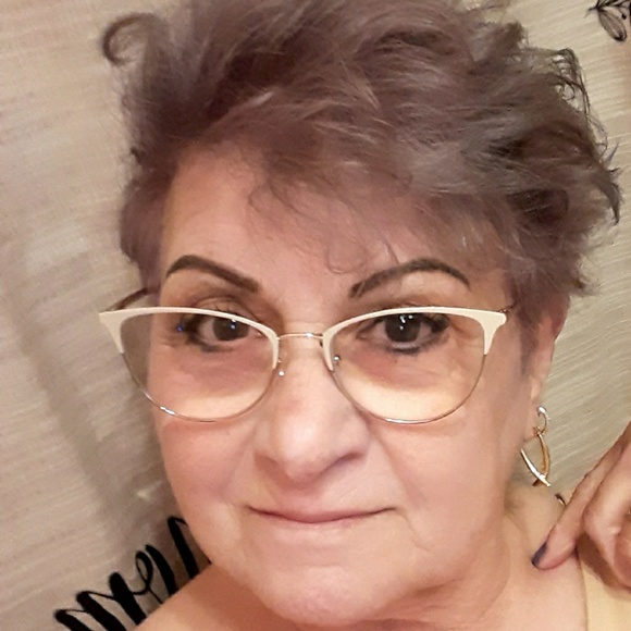 Profile Picture of Barbara Sanangelo (@mirths) on Poshmark