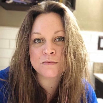 Profile Picture of Shannon Hueber (@ShannonHueber) on Twitter