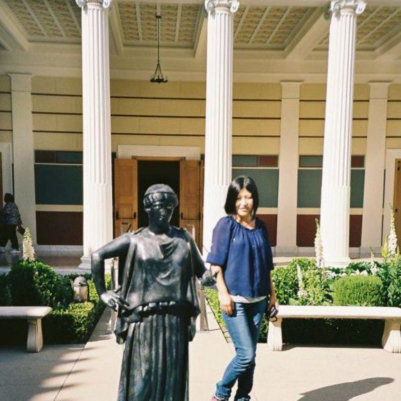 Profile Picture of Yiming Wang (@yiming_w) on Poshmark