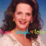 Profile Picture of Loucindee (@cindyl.devlin) on Instagram