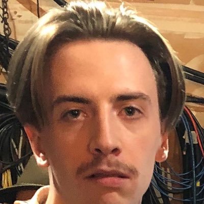 Profile Picture of Super Sajani (@KimiElshani) on Twitter