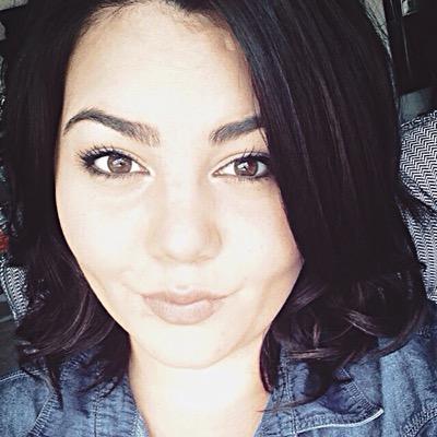 Profile Picture of Paige Carpentier (@PaigeAnne18) on Twitter