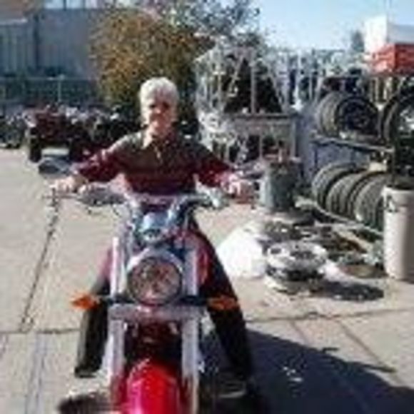 Profile Picture of Paula Hocker (@pehocker) on Poshmark