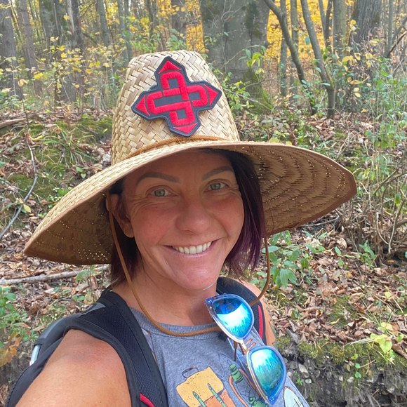 Profile Picture of Shelly Schoeppner (@s_schoeppner) on Poshmark
