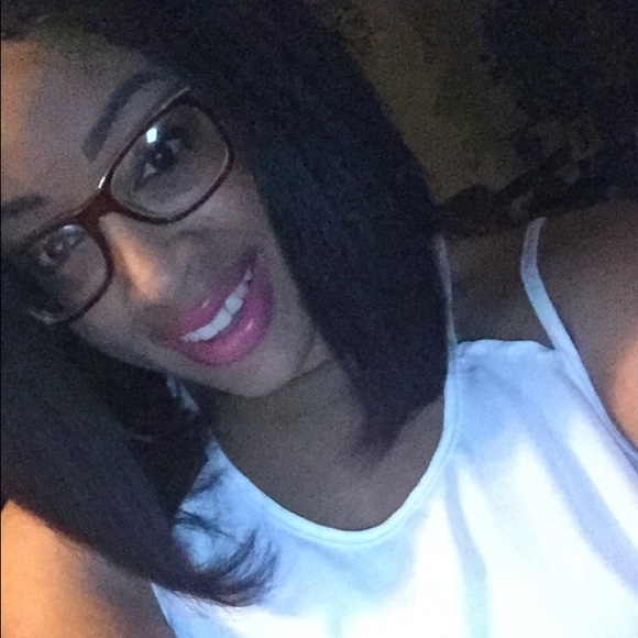 Profile Picture of Jasmine Thompkins (@jthompkins93) on Poshmark
