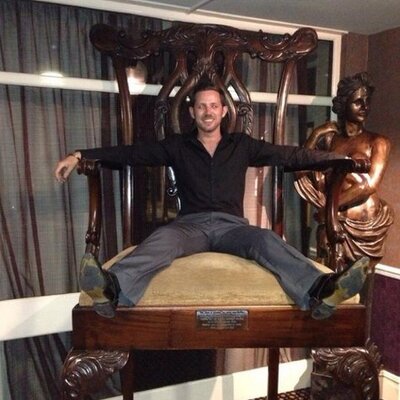 Profile Picture of Michael Jones (@sheek_cheek) on Twitter