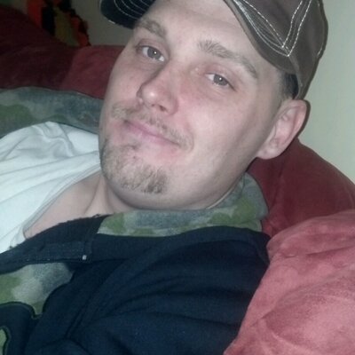 Profile Picture of Mike Struzzeri (@mikestruzz11) on Twitter