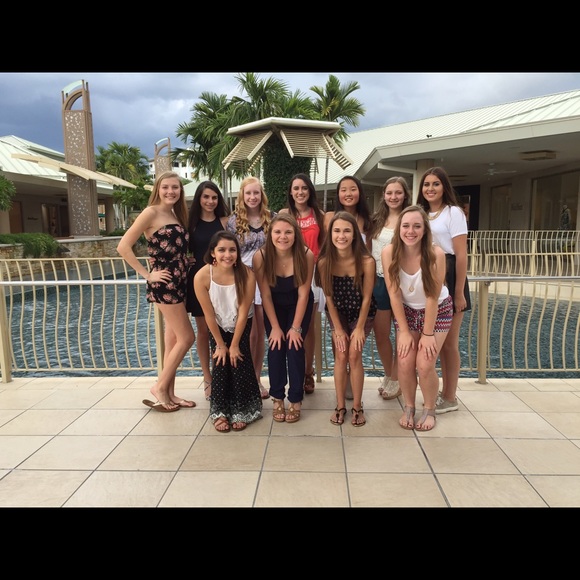 Profile Picture of Danielle Cambareri (@danicambi) on Poshmark