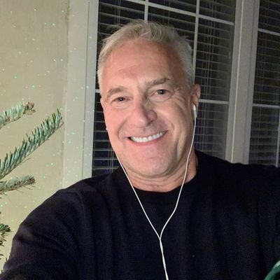 Profile Picture of Jason Walter (@jasonwalter77) on Twitter