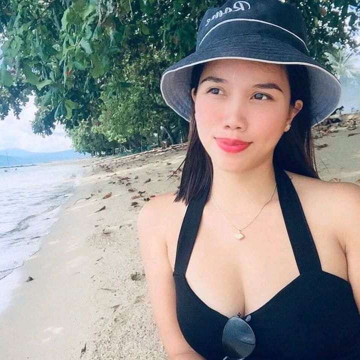 Profile Picture of kristinerobertson27 (@@kristinerobertson28) on Tiktok