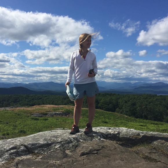 Profile Picture of Annie Mears abbott (@annieabbottvt) on Poshmark