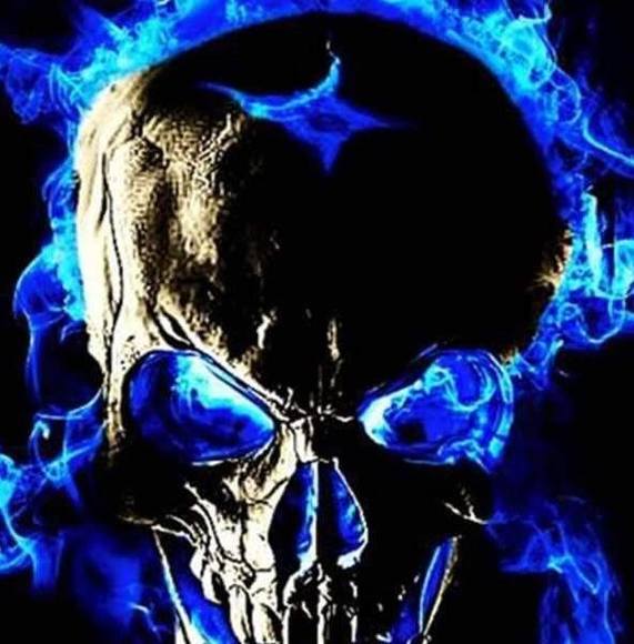 Profile Picture of Devin Hale (@devinhale724) on Poshmark