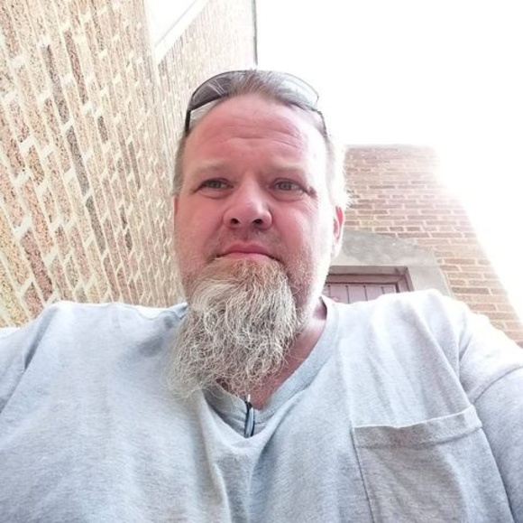 Keith Knigge - Poshmark Profile Picture of Keith Knigge (@keithknigge) on Poshmark