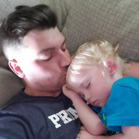 Profile Picture of Christopher Leonard (@christopherl567) on Poshmark