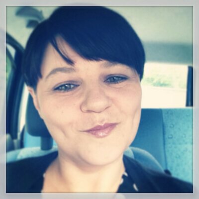 Profile Picture of Lorraine West (@Luckyscot) on Twitter