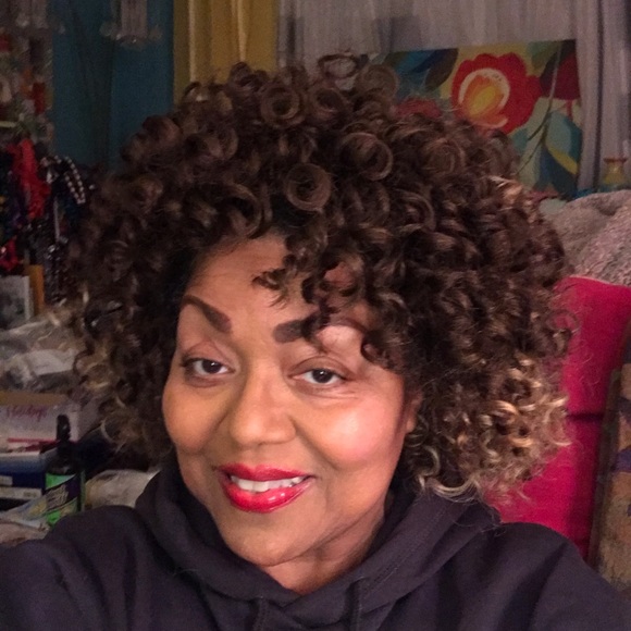 Profile Picture of Marilyn Brooks (@marvinlovesme45) on Poshmark