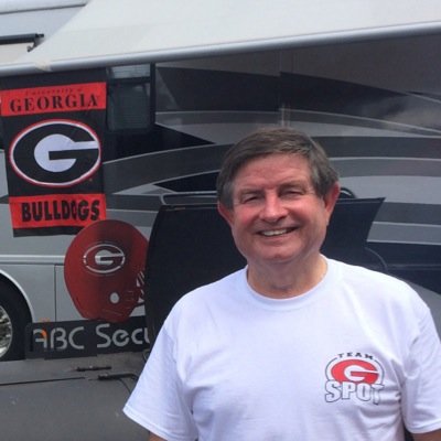 Profile Picture of Chris Raines (@crrocksadan) on Twitter