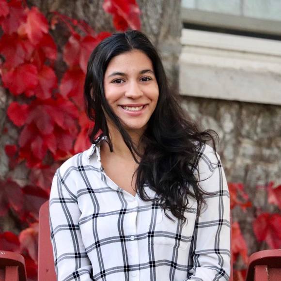 Profile Picture of Amanda Isabel (@lilamykatz0817) on Poshmark