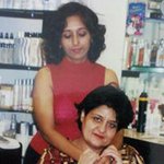 Profile Picture of Aparna Dave (@aparnadavelive.com_) on Instagram