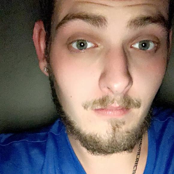 Profile Picture of Joshua Wrzesinski (@joshking18) on Poshmark