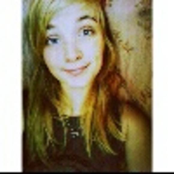 Profile Picture of Chasity Johnson (@chasotee) on Poshmark