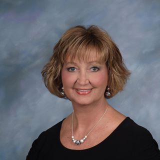 Profile Picture of Dayna McClain Smith (@daynamcclain.smith) on Facebook