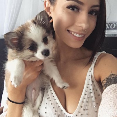 Teresa Oliver - Twitter Profile Picture of Teresa Oliver (@AndyMoberg) on Twitter