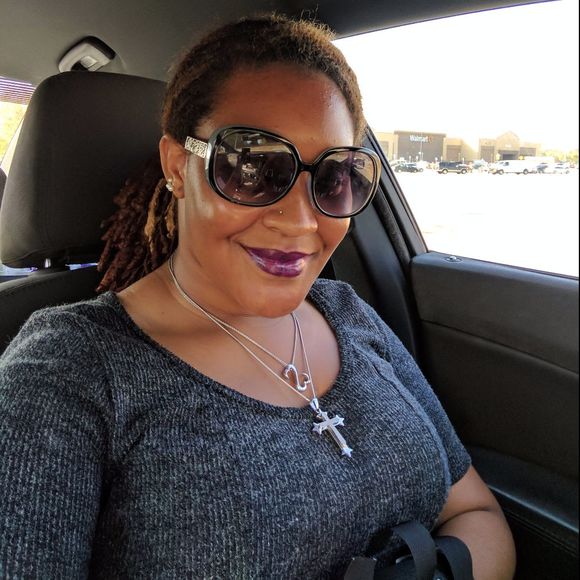 Profile Picture of Benita Blackwell (@aurabelle) on Poshmark