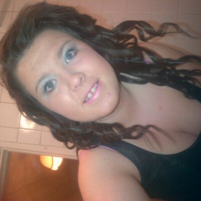 Profile Picture of Katie Hayman (@katie_MH95) on Twitter