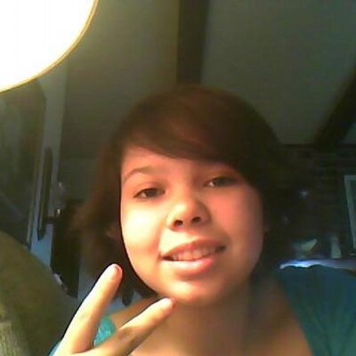 Profile Picture of Jessie Macias (@ChewieLove) on Twitter