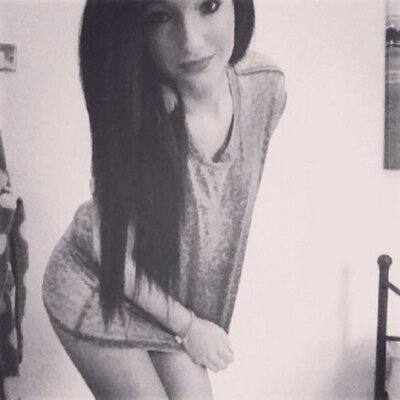 Profile Picture of Stephanie Spector (@Stephanieee83) on Twitter