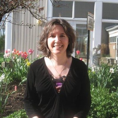 Profile Picture of Holly Hibner (@HollisTaggart) on Twitter