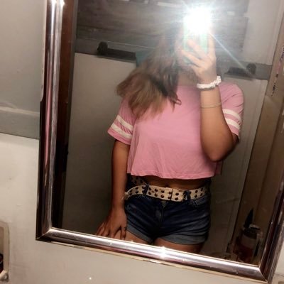Profile Picture of Gracey Tuttle (@GraceTuttle) on Twitter