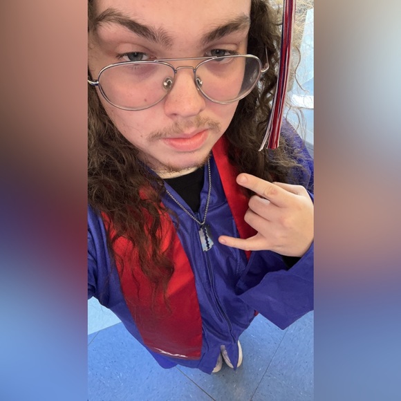 Profile Picture of Dylan Patton (@__dylan) on Poshmark