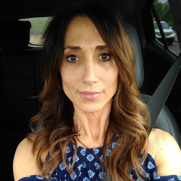 Profile Picture of Roberta Kortes (@robertakortes) on Poshmark