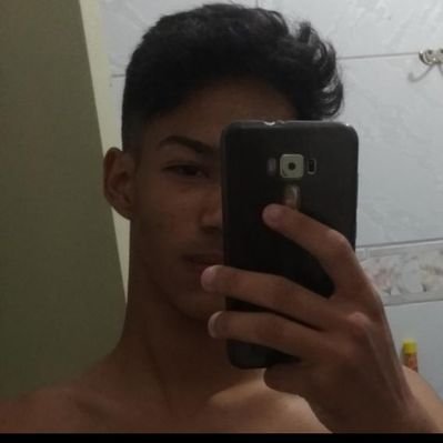 Profile Picture of Branco Só A Sola Do Pé (@victor_latrel) on Twitter