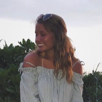 Profile Picture of Julia Ware (@juliaware14) on Twitter