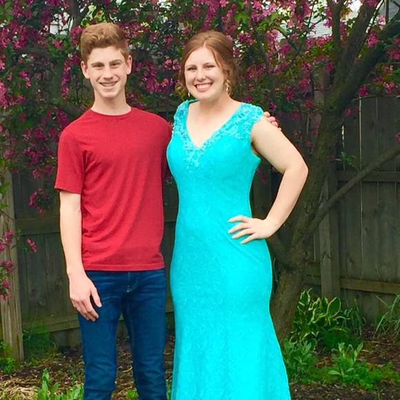 Profile Picture of Stacy Hazen (@shazen2) on Poshmark