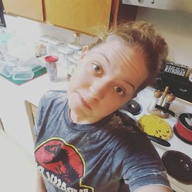 Profile Picture of Tara Jarvis (@tasi2014) on Pinterest