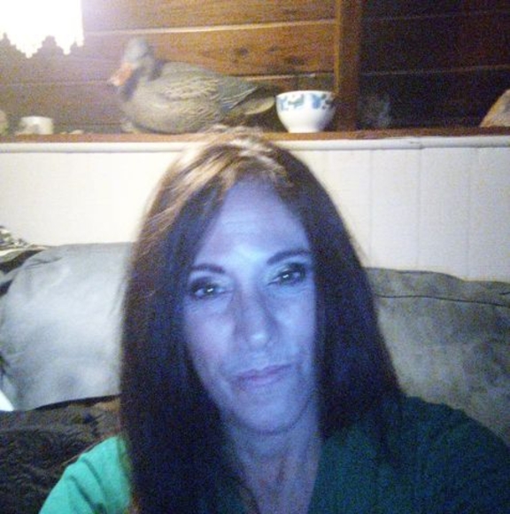 Profile Picture of Lori Hudgens (@hudgenslori22) on Poshmark