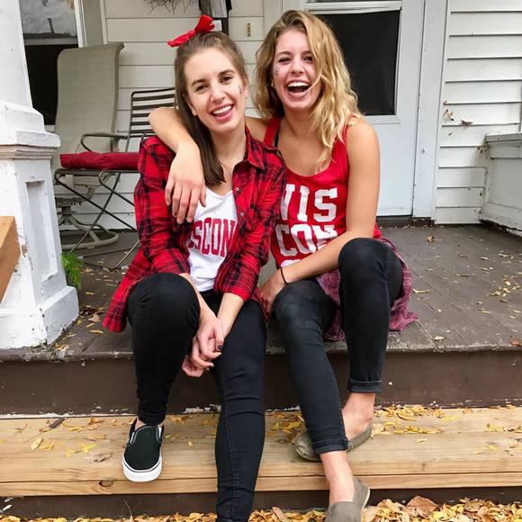 Profile Picture of Alex Lindstrom (@alindstrom12) on Poshmark