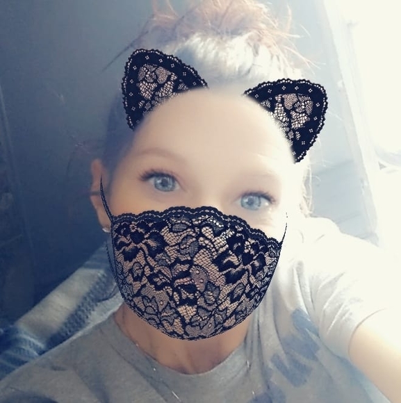 Natashia Marie - Poshmark Profile Picture of Natashia Marie (@natashiamarie) on Poshmark