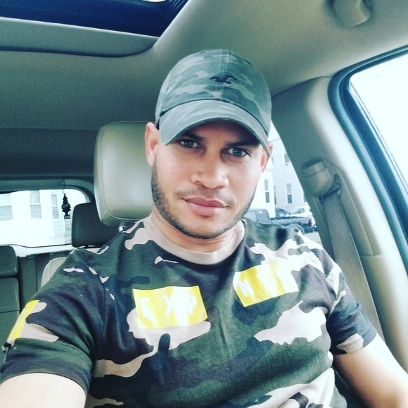 Carlos Canela - Poshmark Profile Picture of Carlos Canela (@carlos_canel) on Poshmark