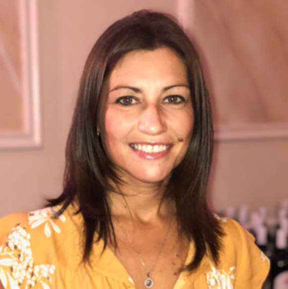 Profile Picture of Helena Taborda (@htaborda1977) on Poshmark